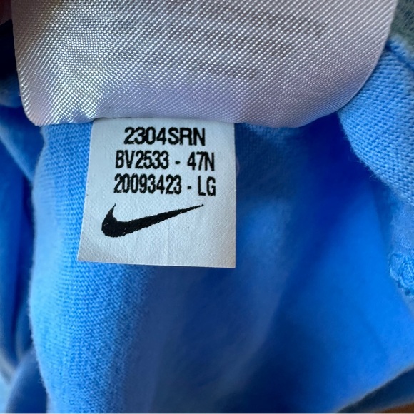 Nike The Nike Tee Blue Crew Rainbow Logo Kids Short Sleeve Tee - Picture 3 of 6